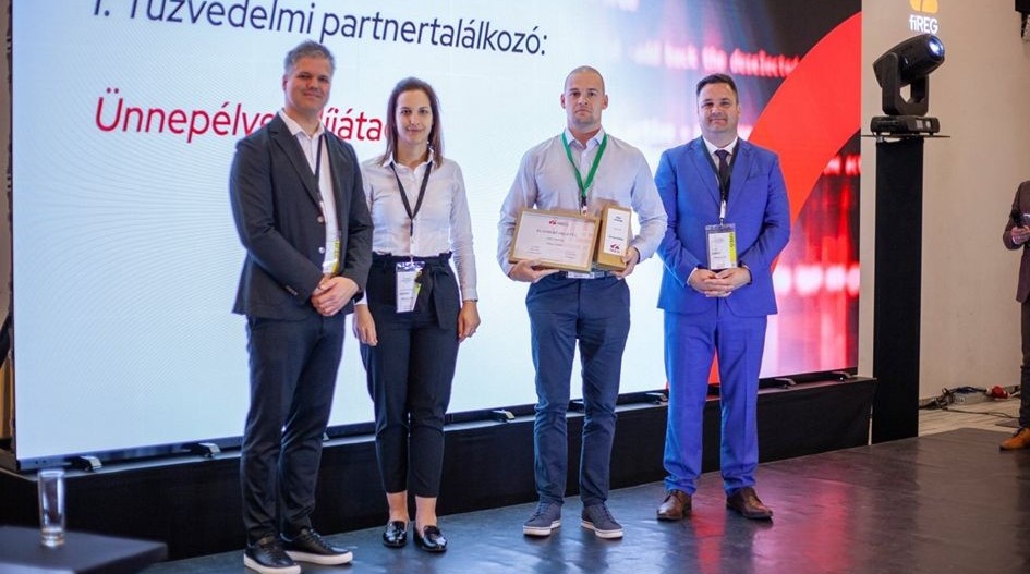 Pályázati felhívás